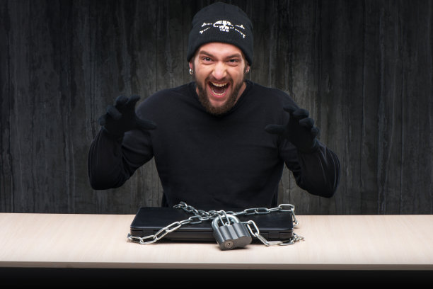 电脑黑客，手提电脑被锁图片下载