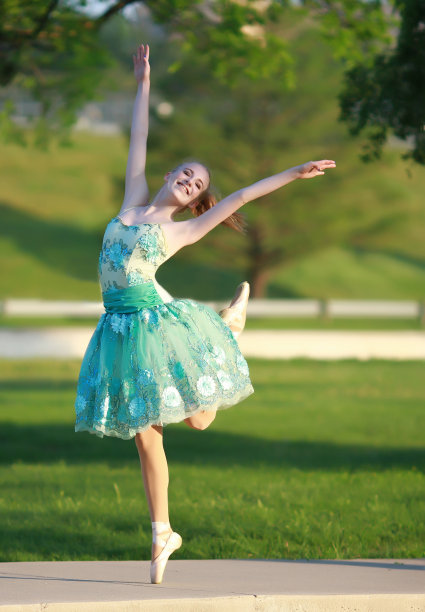 芭蕾舞女演员图片下载