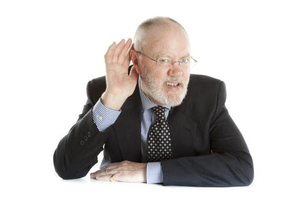 白色背景上的老人图片下载