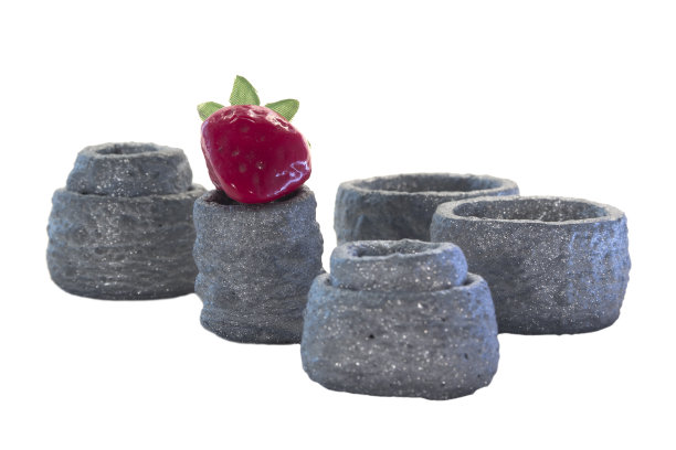 草莓塑料图片下载