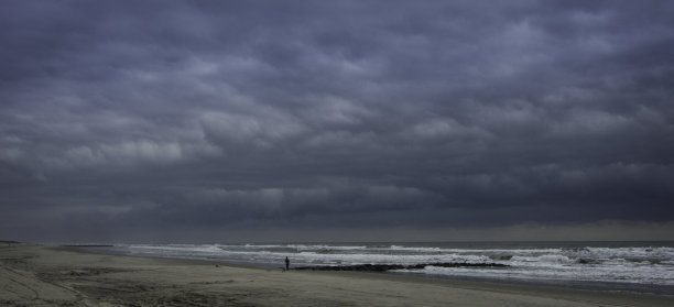 石港海滩-暴风雨天图片下载