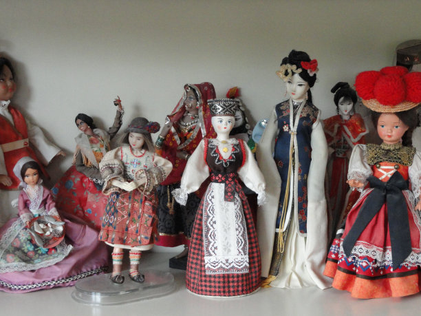 世界娃娃图片下载