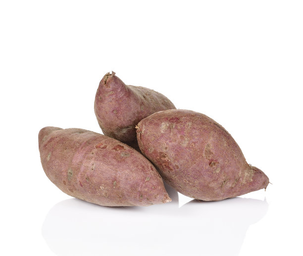 在白色背景上孤立的甘薯图片下载