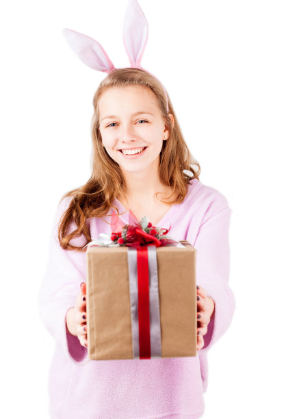 年轻女孩与盒子隔绝图片下载