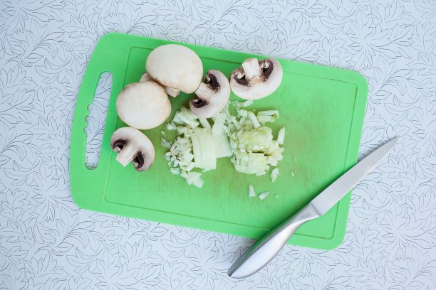 餐桌上的蔬菜图片下载