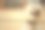 公园里一只笼子里的博美犬图片下载