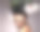 一个美丽的黑发女人的肖像与创造性的发型。图片下载