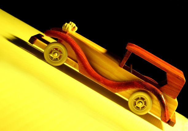 木制玩具车图片下载