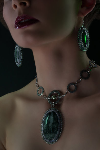 小女孩的肖像图片下载