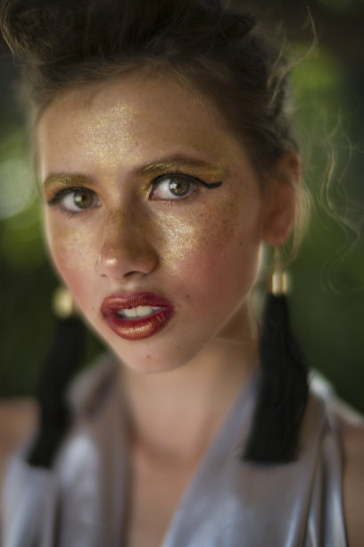 低自由度模型面接近图片下载