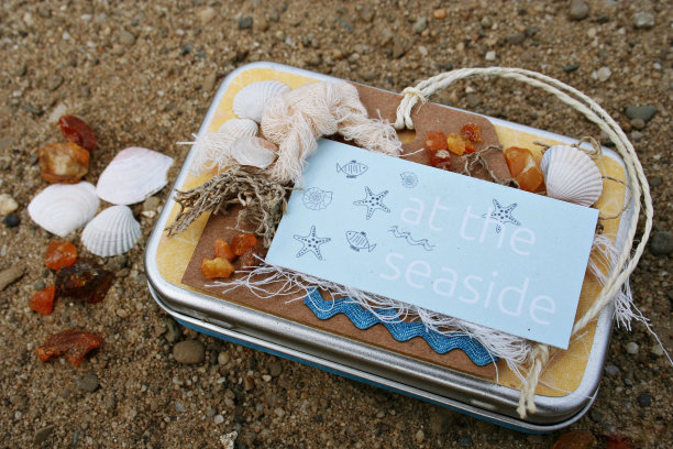 在海边度假的明信片图片下载