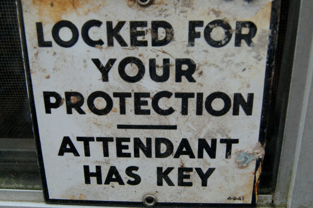 旧加油站标志图片下载