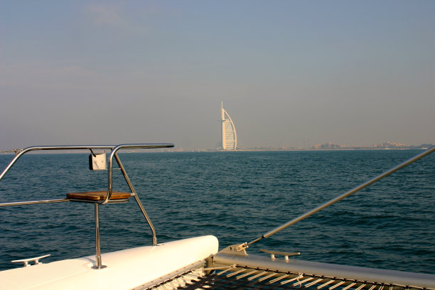 在迪拜航行图片下载