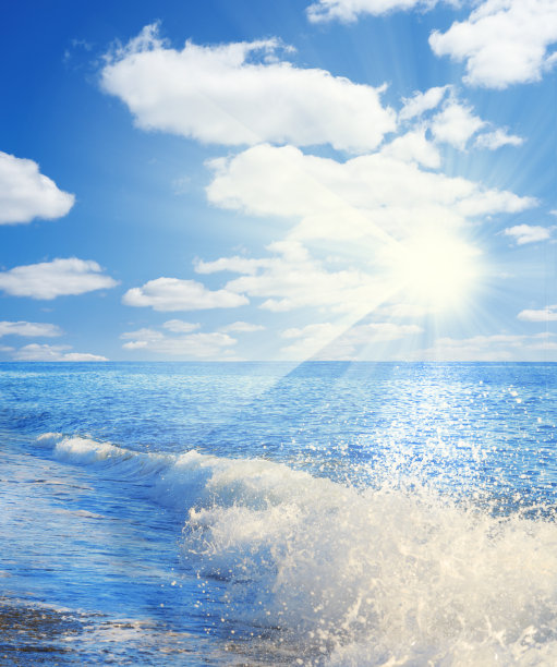 阳光和大海。图片下载
