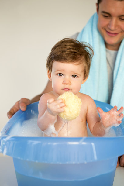 宝宝洗澡时间图片下载