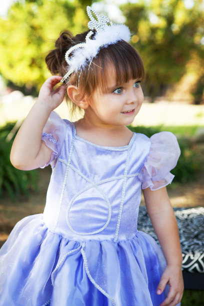 万圣节公主装的小女孩图片下载