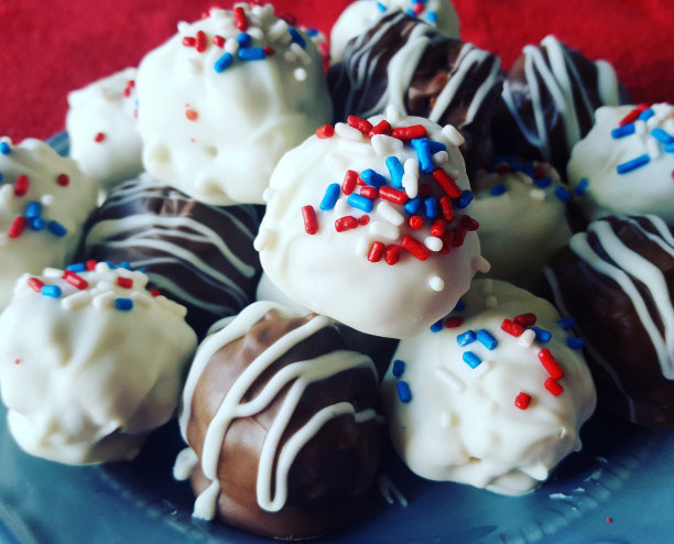 自制白巧克力松露图片下载