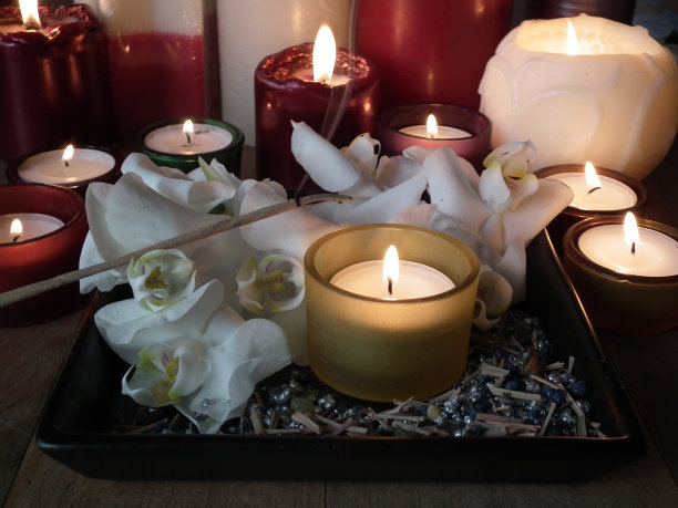 烛光呢?bchen图片下载