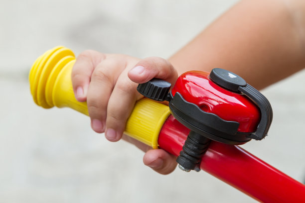 自行车铃的特写图片下载