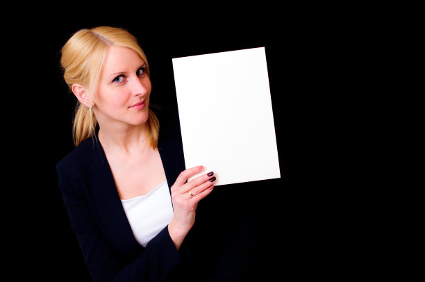 女人拿着签图片下载