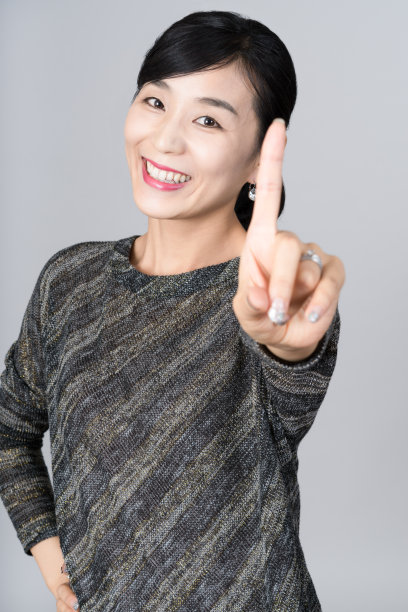 富有魅力的亚洲女性形象图片下载