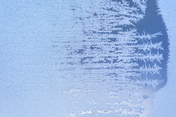 结霜的窗户图片下载