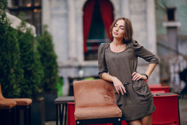 时尚的女人图片下载