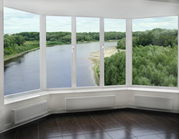 窗口俯瞰美丽的江景图片下载