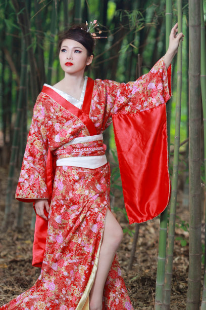 和服的女孩图片下载