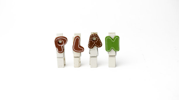 计划字贴在衣服上图片下载