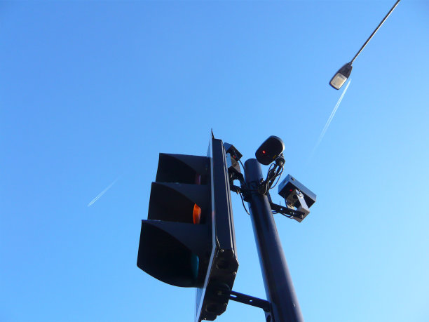 红绿灯,红色。图片下载