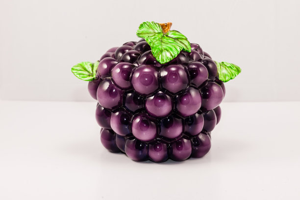 葡萄饼干罐图片下载