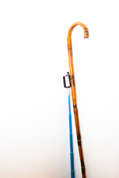 有问题坚持单腿图片下载