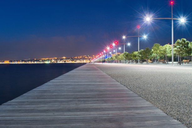 空荡荡的街道图片下载