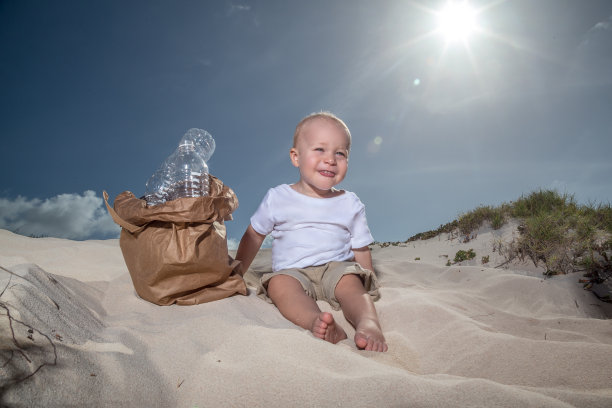回收的婴儿图片下载