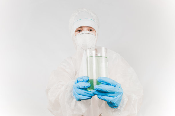 穿戴生物危害防护的人员素材图片