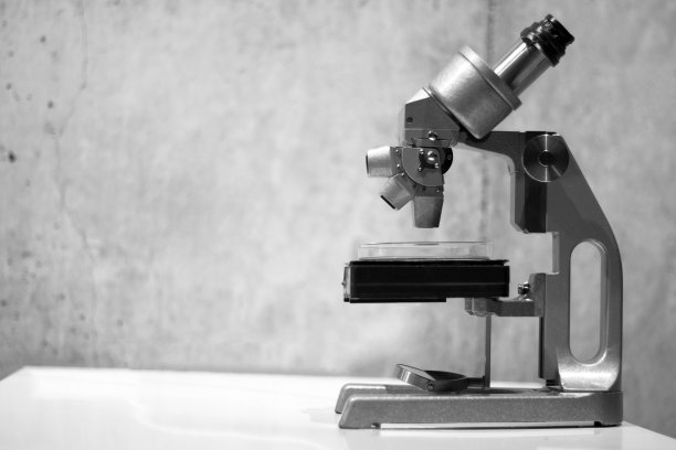 旧显微镜图片下载