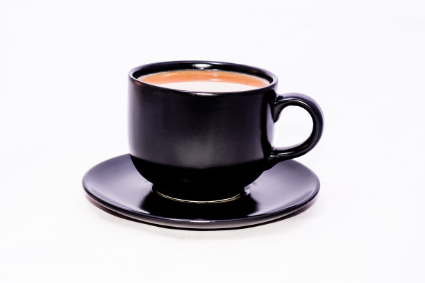 白色背景上的咖啡杯图片下载