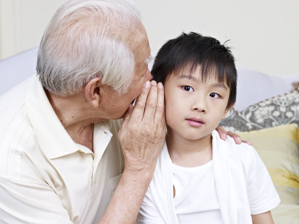 爷爷和孙子图片下载