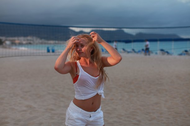 海滩上的日落图片下载