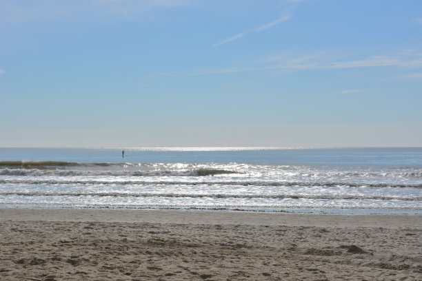 海滩，阳光和大海图片下载