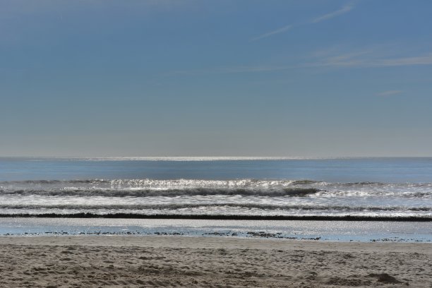 海滩，阳光和大海图片下载