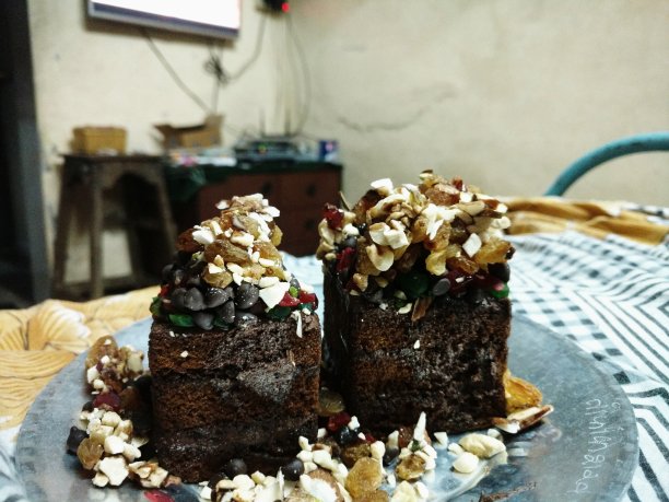 黑暗的糕点图片下载