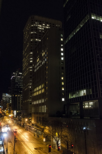 夜间西雅图街道图片下载