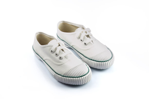 白色的运动鞋图片下载