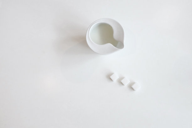 牛奶和糖图片下载