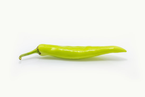 青椒孤立在白色背景上图片下载