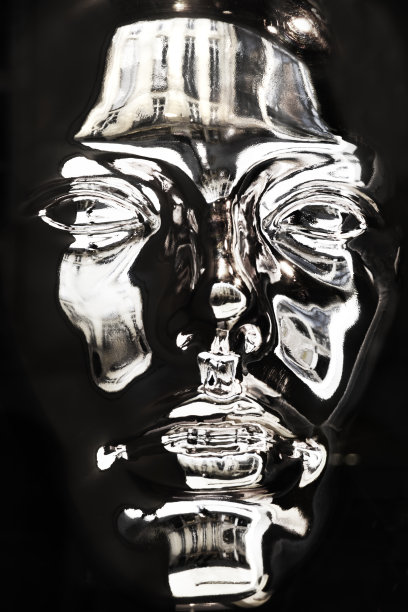 银色的脸。图片下载