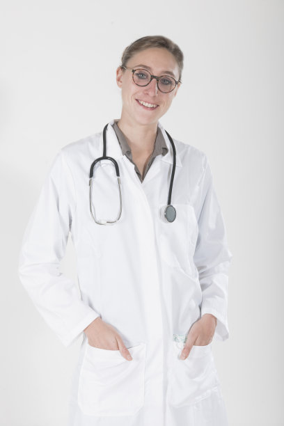 微笑的医生图片下载