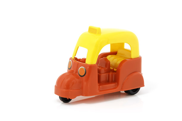 白色背景的塑料玩具图片下载